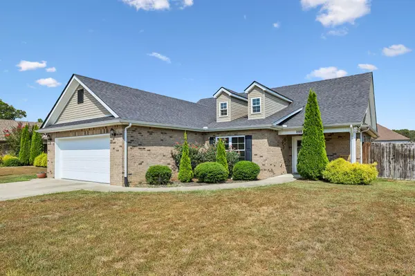 280 Spring Breeze Dr, Tullahoma, TN 37388