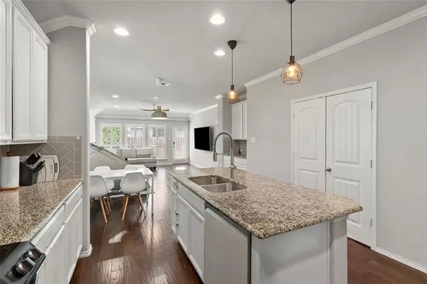 4741 Meadow Green Trail, Fort Worth, TX 76244