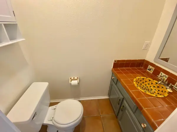 21461 Coyote TRL #4, Lago Vista, TX 78645
