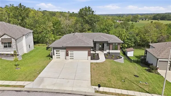202 E Maple ST, Lone Jack, MO 64070