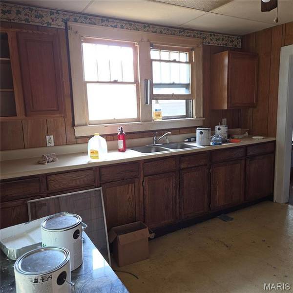 620 North ST, Mount Vernon, IL 62864