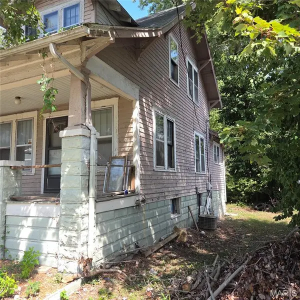 620 North ST, Mount Vernon, IL 62864