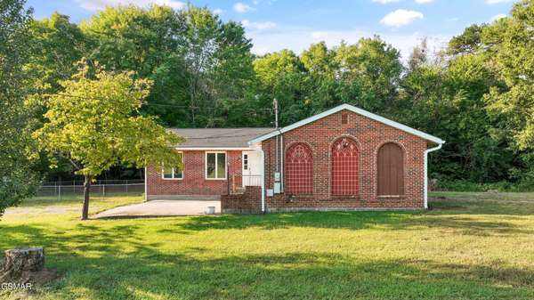 204 New Center Road, Sevierville, TN 37876