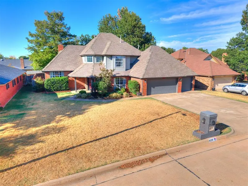 8221 NW 99th ST, Oklahoma City, OK 73162