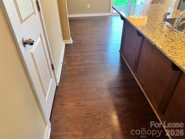 4732 Johnston Oehler RD, Charlotte, NC 28269