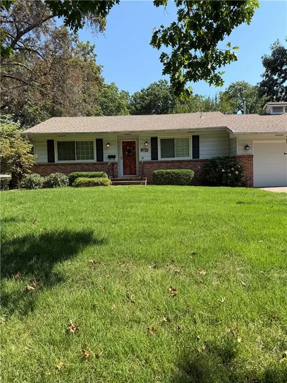 8721 Reeds RD, Overland Park, KS 66207