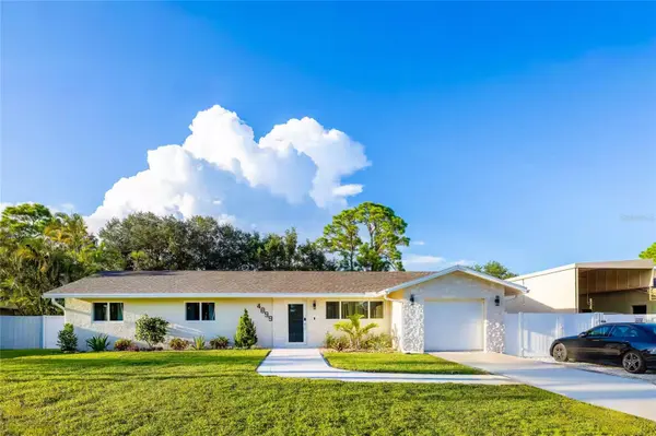 4899 CANAL DR LK, Lake Worth, FL 33463