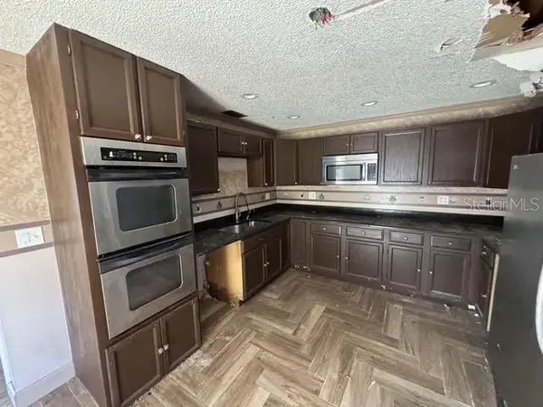 3232 LENWOOD DR, New Port Richey, FL 34655