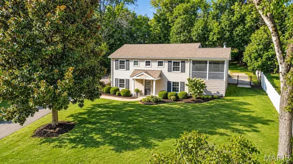 1835 Boaz AVE, Kirkwood, MO 63122