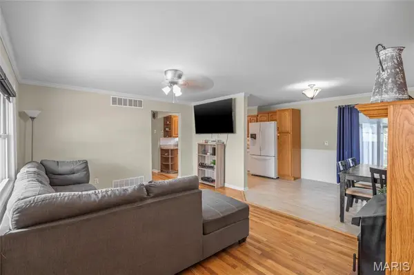 712 Highland DR, O'fallon, MO 63366