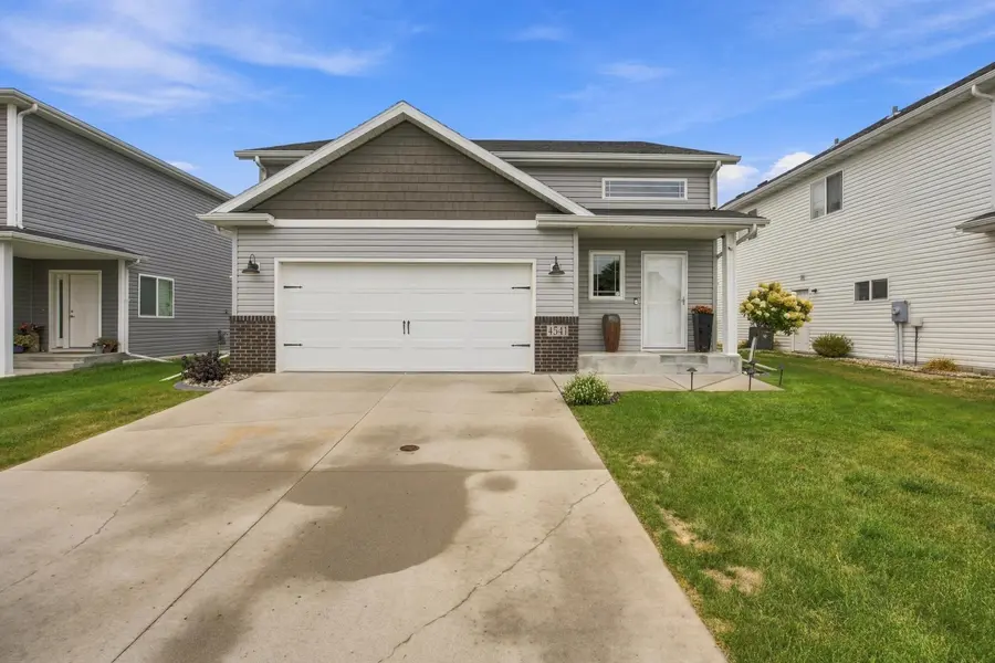 4541 13th ST S, Moorhead, MN 56560