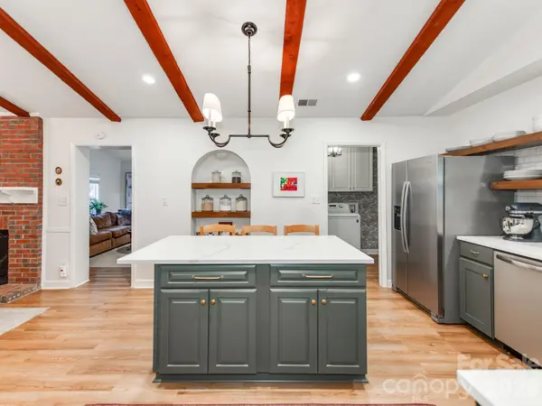 6821 Old Post RD, Charlotte, NC 28212