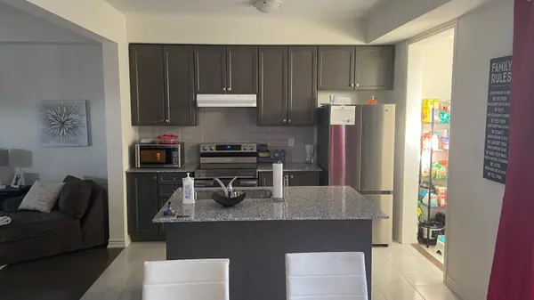 259 Coronation RD, Whitby, ON L1P 0H8