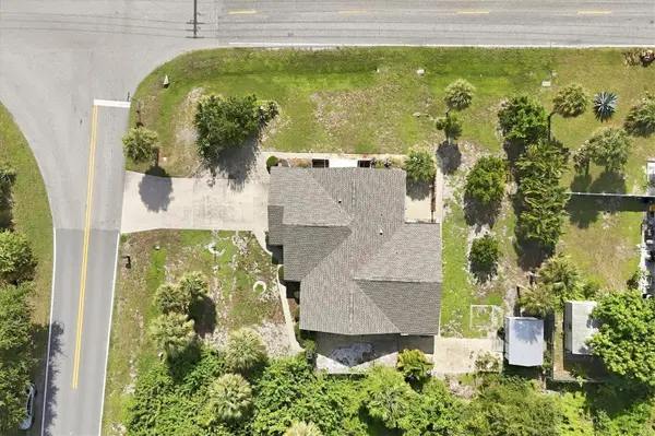3280 SIESTA DR, Venice, FL 34293