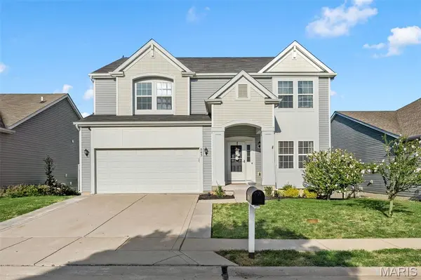 543 Country Chase DR, Lake St Louis, MO 63367
