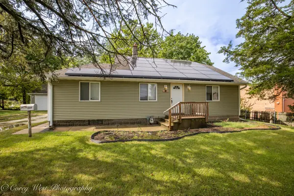 1321 Oakwood AVE, Dekalb, IL 60115