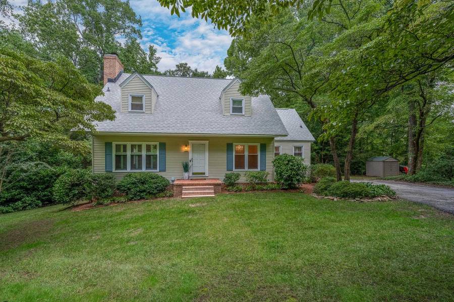 30 Tugaloo Bluff RD, Travelers Rest, SC 29690