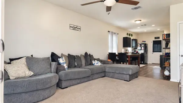 130 Satsuma LN, Kyle, TX 78640