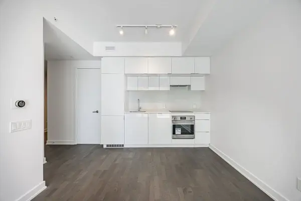 185 Roehampton AVE #615, Toronto C10, ON M4P 0C6