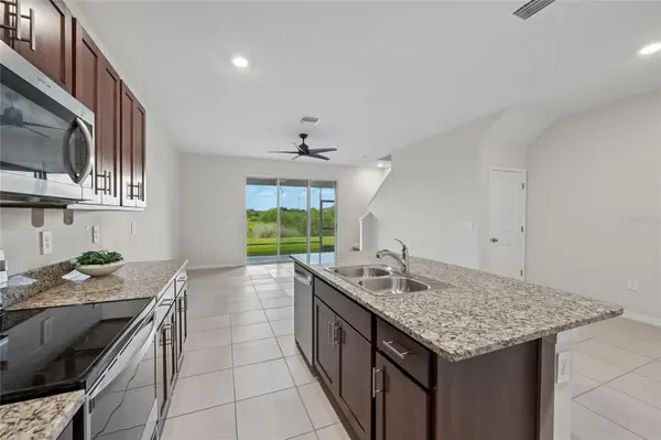 8657 MILESTONE DR, Sarasota, FL 34238