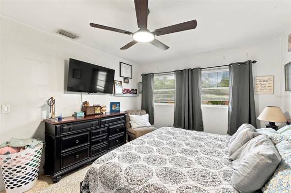 1154 ANGLE RD, Dunedin, FL, 34698 photo 17