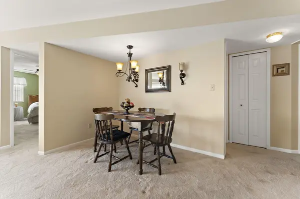 2343 99th ST #2a, Highland, IN 46322