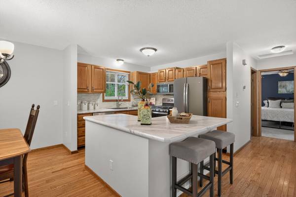 15918 Island View RD NW, Prior Lake, MN 55372