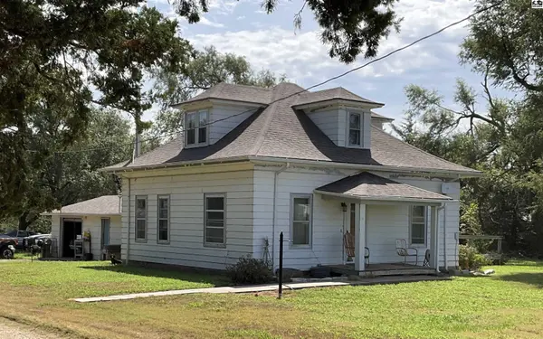 7304 N Rayl Rd, Buhler, KS 67522