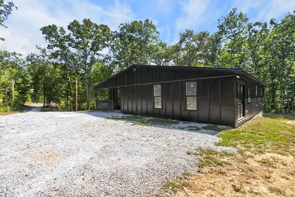 332 Meadow Ln, Altamont, TN 37301