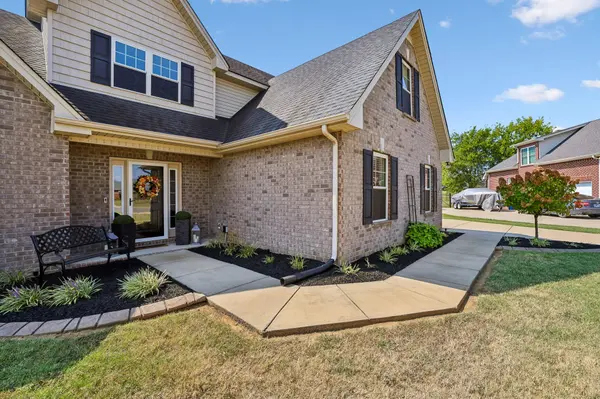 900 Nimbus Ln, Murfreesboro, TN 37127