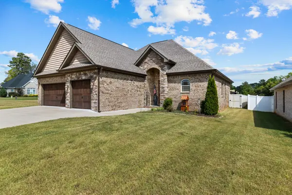 723 Karah Avery Ave, Rogersville, AL 35652