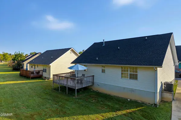 322 Creekwalk Boulevard, Pigeon Forge, TN 37863