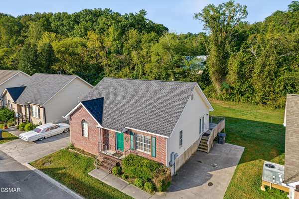 322 Creekwalk Boulevard, Pigeon Forge, TN 37863