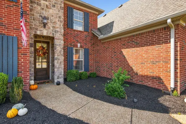 1009 Dillon Ln, Gallatin, TN 37066