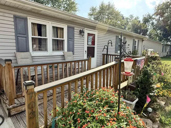 703 9th ST, Grandview, IN 47615