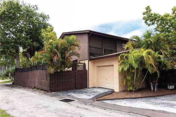421 PALM AVE N, St Petersburg, FL 33703