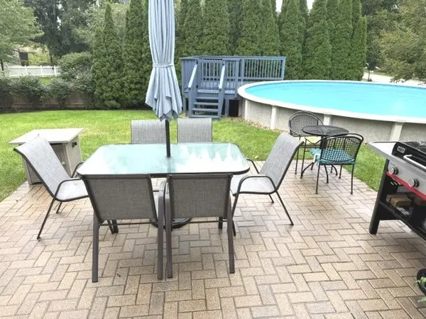1016 Rainy Lake CT, Lake Villa, IL 60046