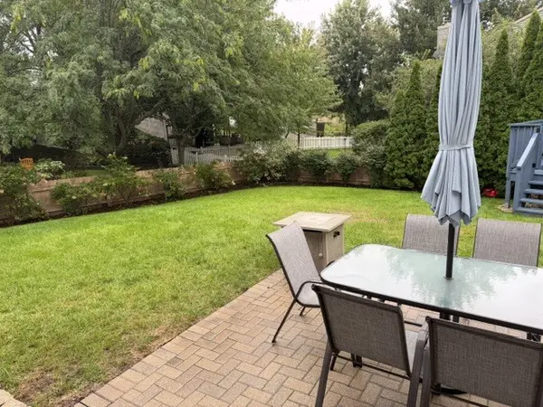 1016 Rainy Lake CT, Lake Villa, IL 60046