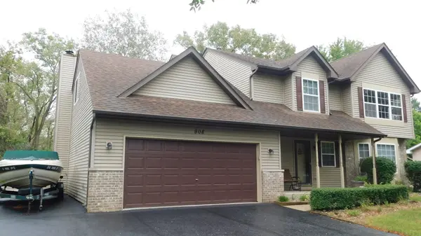 908 Addleman ST, Joliet, IL 60431