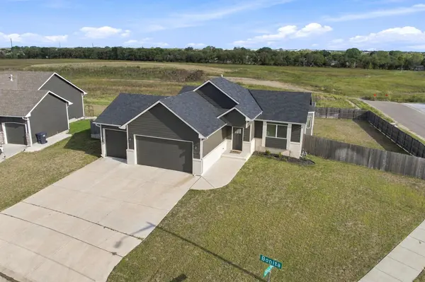 10718 E Bonita St, Wichita, KS 67207
