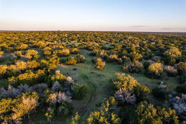 225 Lost Man RD, Mountain Home, TX 78058