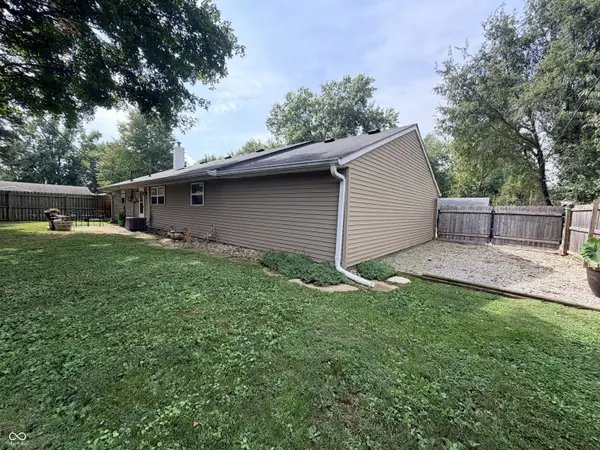 400 N Grace AVE, Crawfordsville, IN 47933