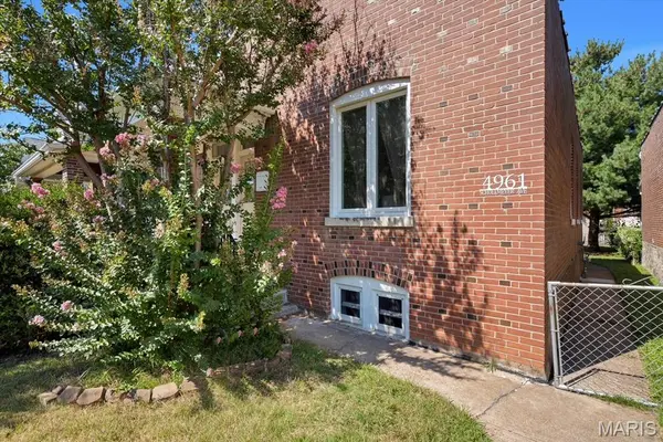 4961 Schollmeyer AVE, St Louis, MO 63109