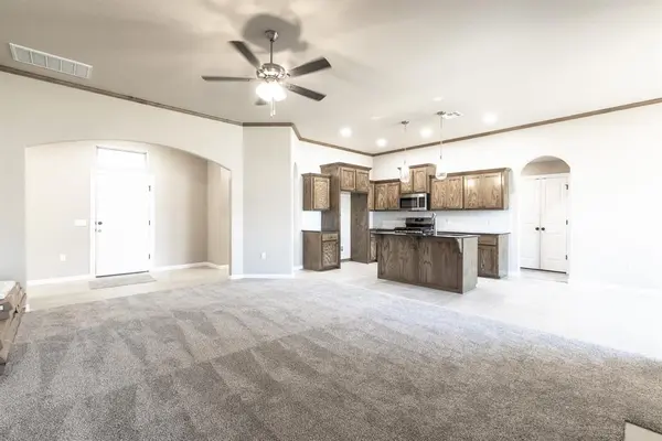 4533 Adobe CT, Yukon, OK 73099