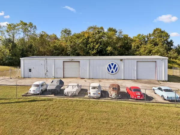 2501 Precast Drive #N, Columbia, TN 38401