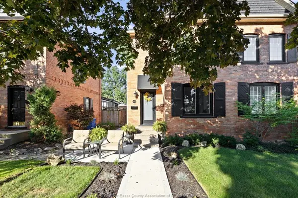 853 MONMOUTH, Windsor, ON N8Y 3L5