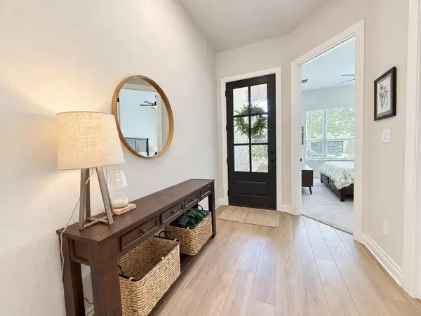 336 Darley Oak DR, Dripping Springs, TX 78620