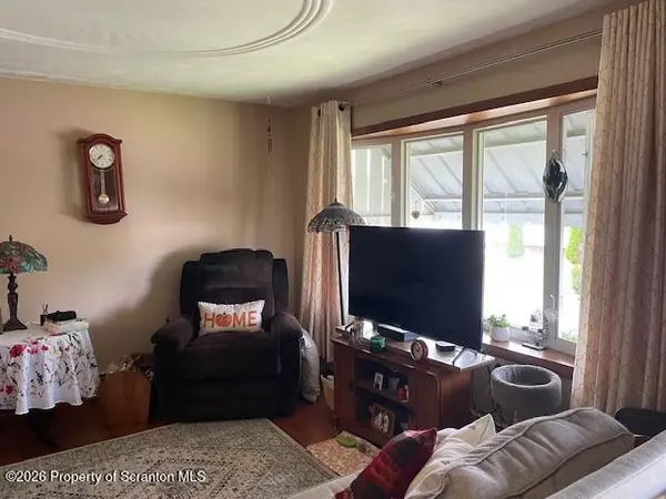 111 Garwood DR, Scranton, PA 18505