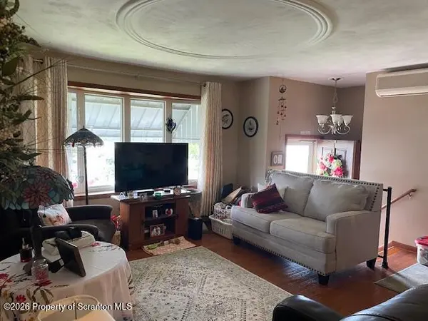 111 Garwood DR, Scranton, PA 18505