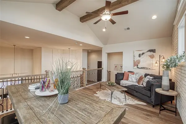 16932 Rosehill ST, Overland Park, KS 66221
